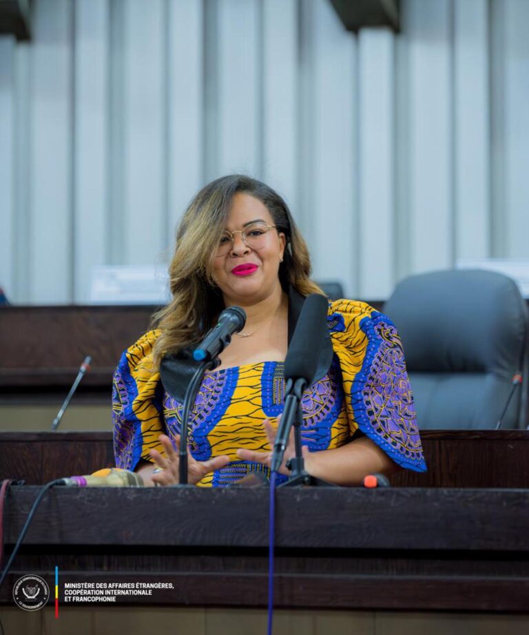 Minisitiri Kayikwamba wa DRC yizeye ko M23 izava muri Walikale