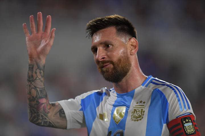 Ese kuki Lionel Messi atari bugaragare ku mukino uhuza Argentina na Uruguay ?