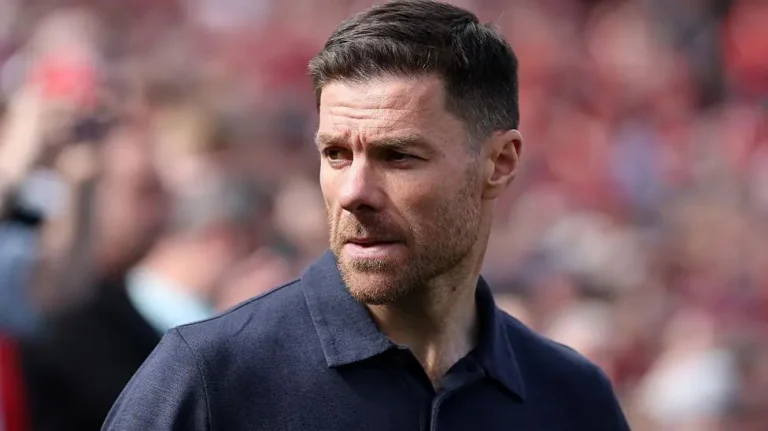 Iki si igihe gikwiye cyo kuganira ku hazaza hange : Xabi Alonso ku byo kwerekeza muri Real Madrid