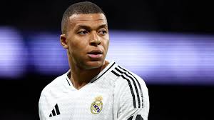 Hatangajwe ibihano bigiye guhabwa kylian Mbappe mbere yo kwesurana na Arsenal